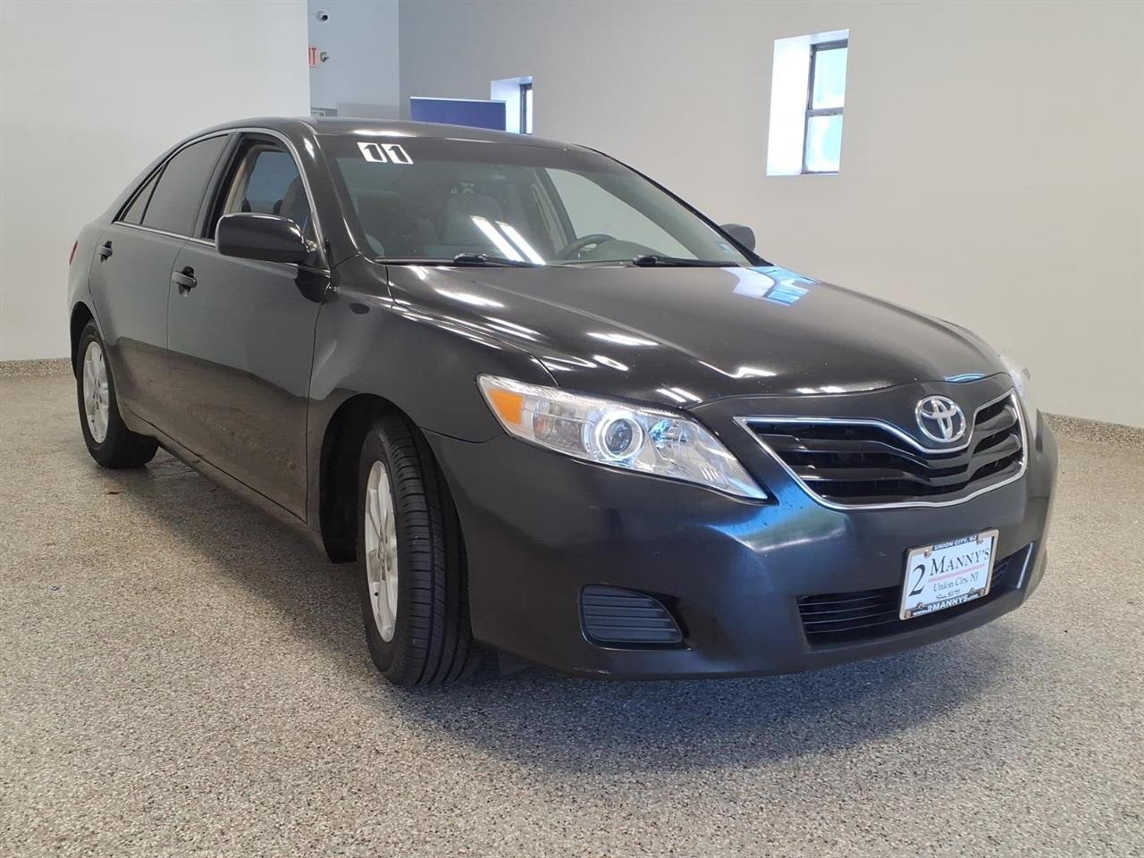 Toyota Camry LE 2011