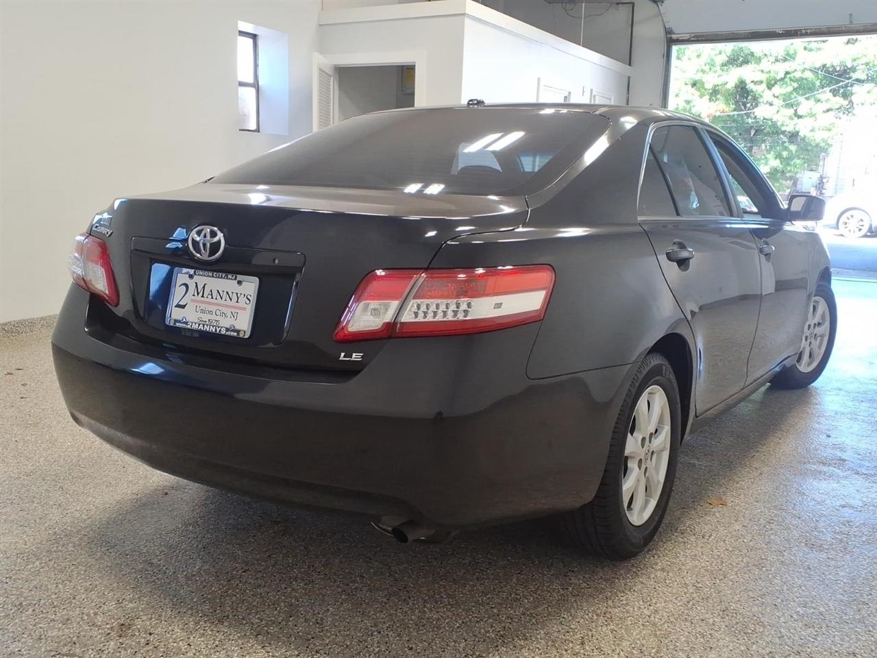 Toyota Camry LE 2011