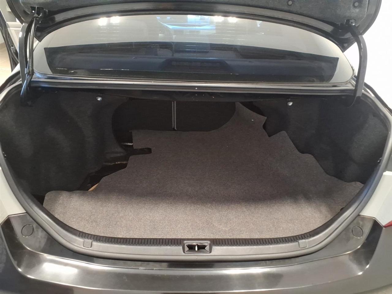 Toyota Camry LE 2011