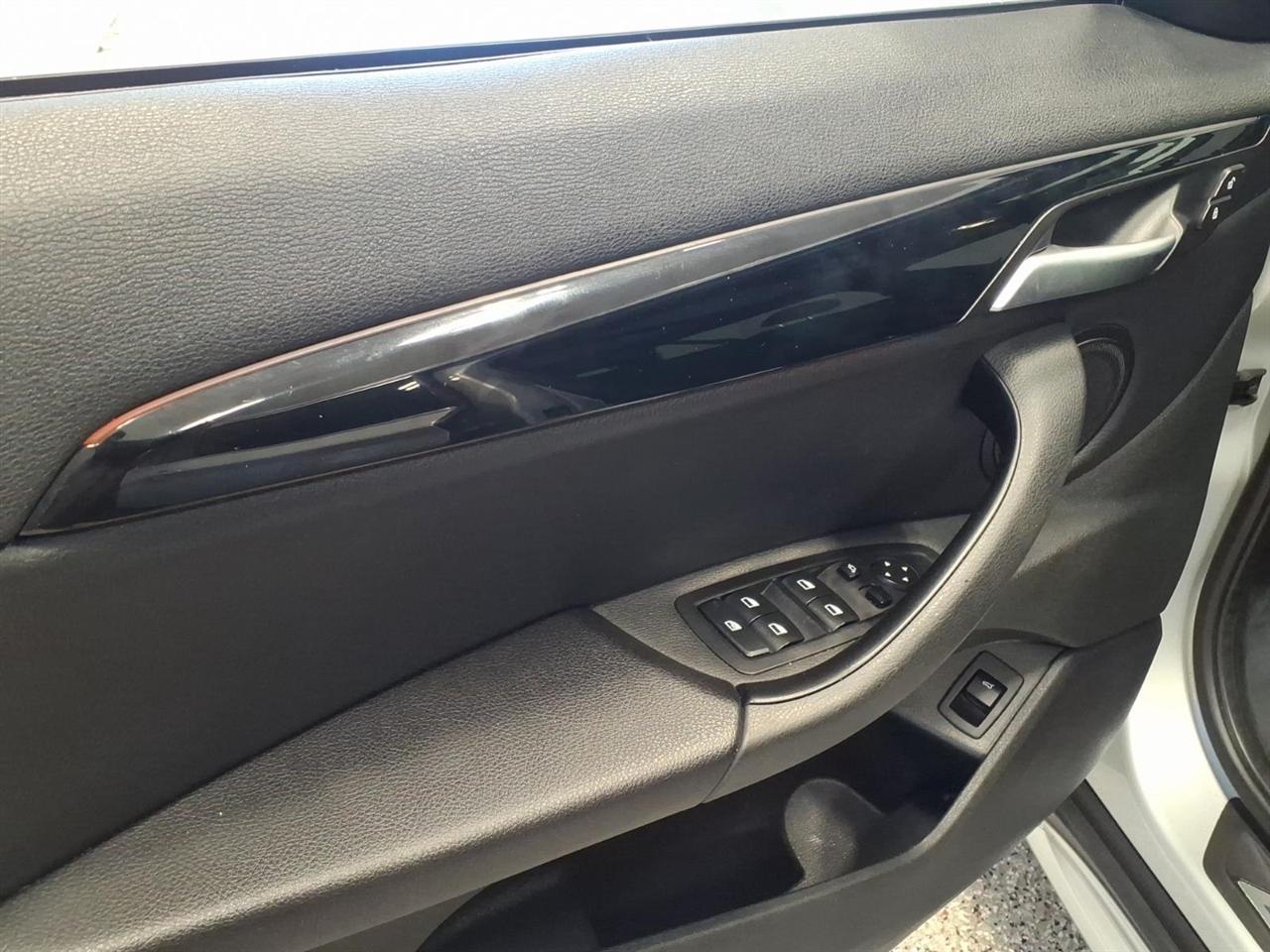 BMW X1 photo 8