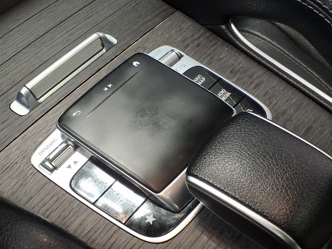 Mercedes-Benz GLE  2020