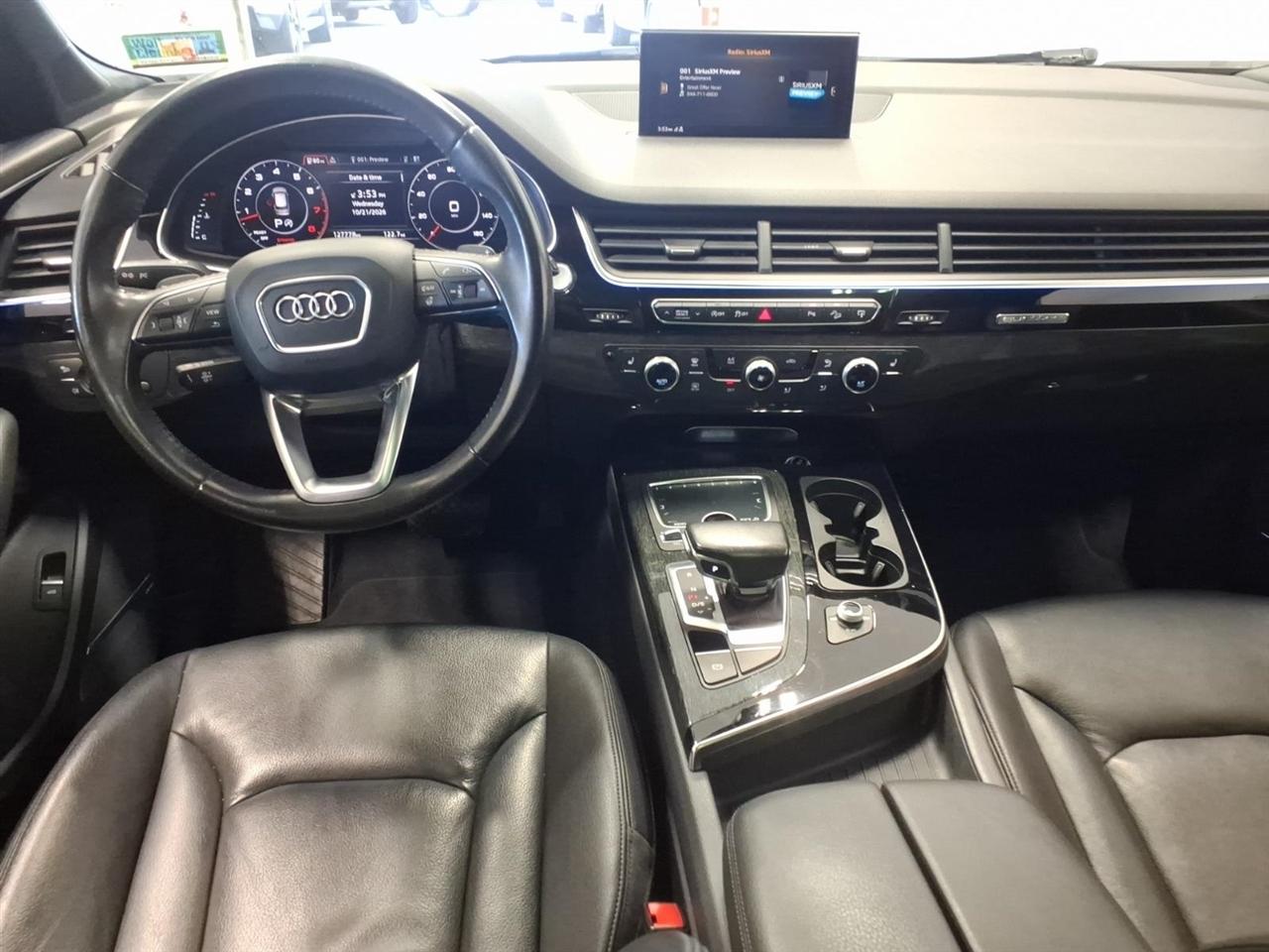 Audi Q7 photo 9