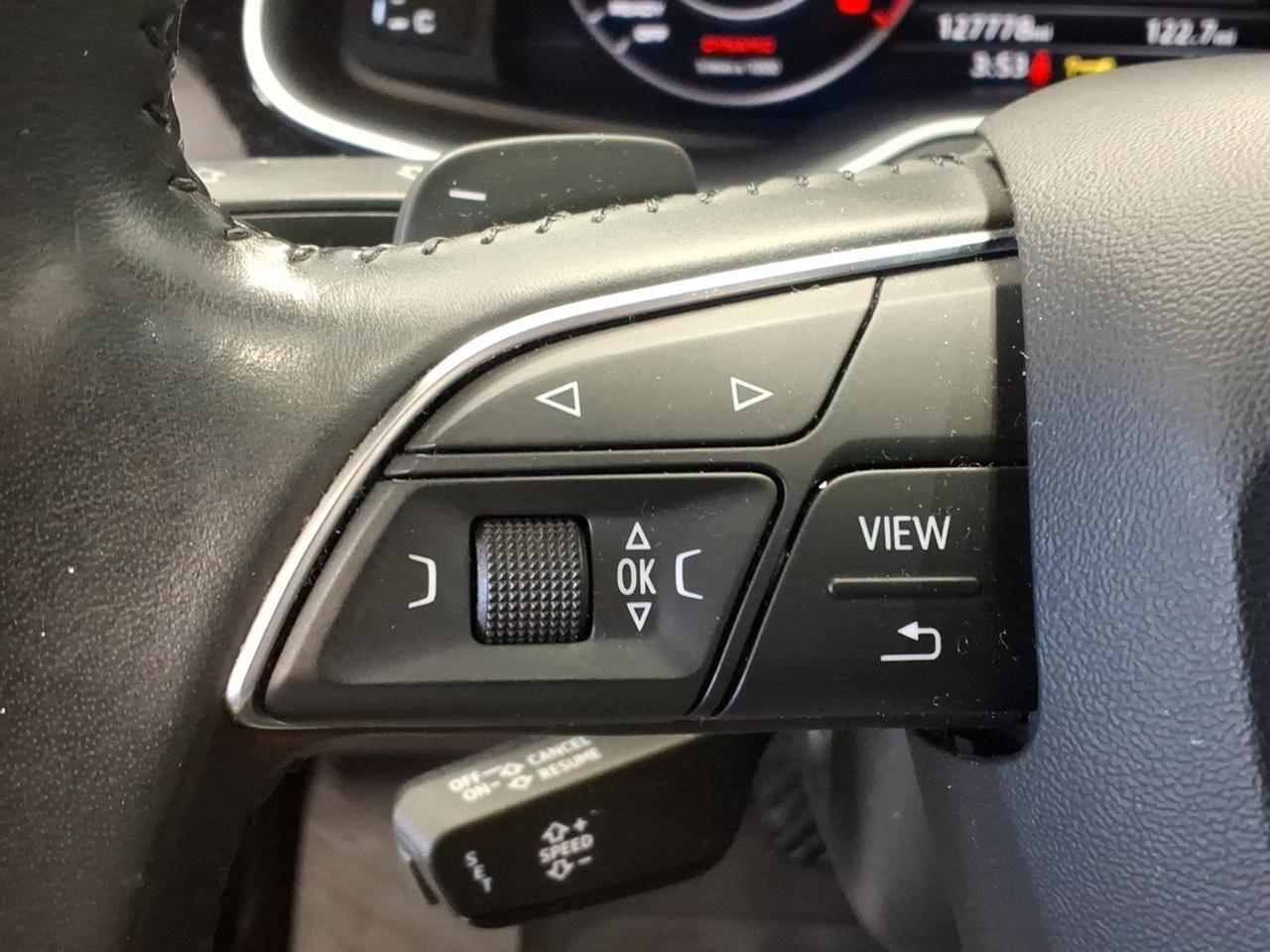 Audi Q7 photo 10