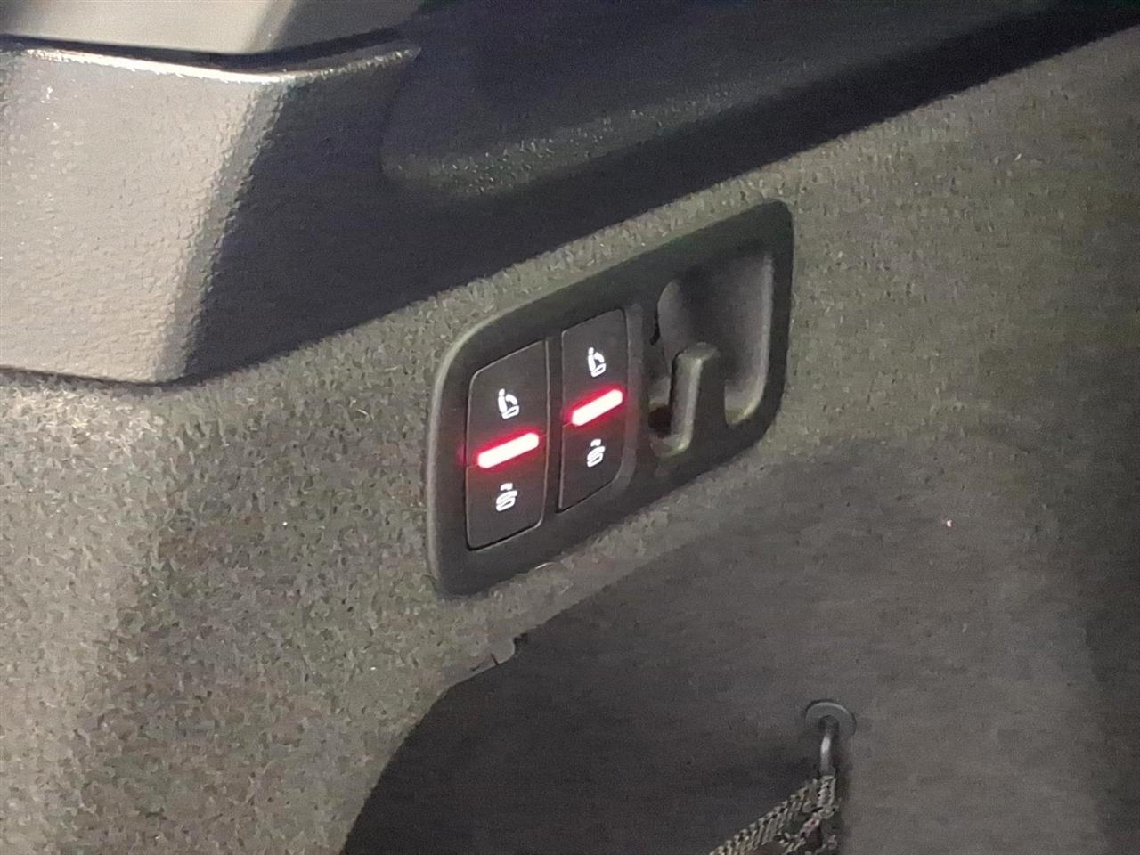 Audi Q7 photo 25