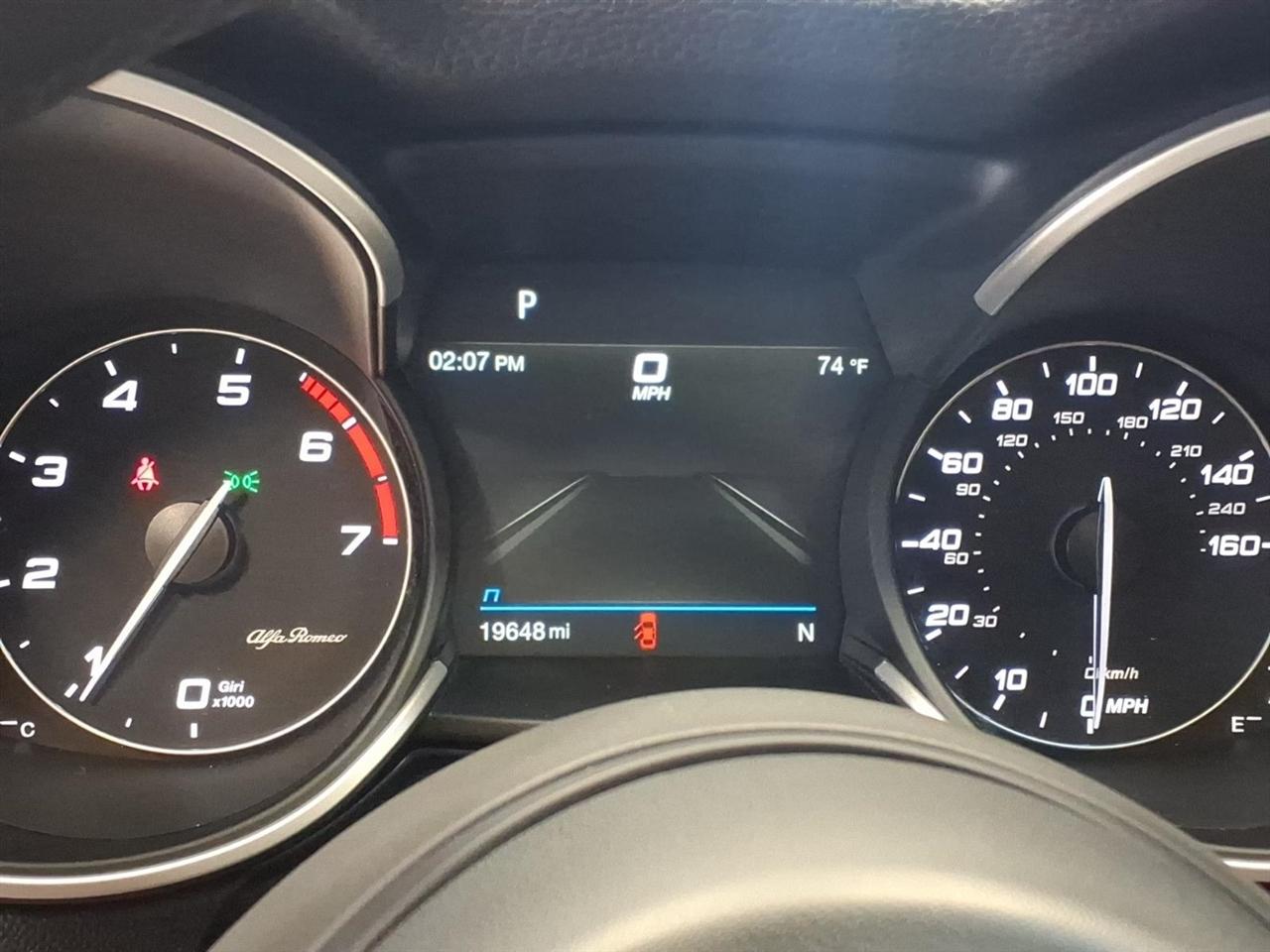 Alfa Romeo Stelvio photo 11