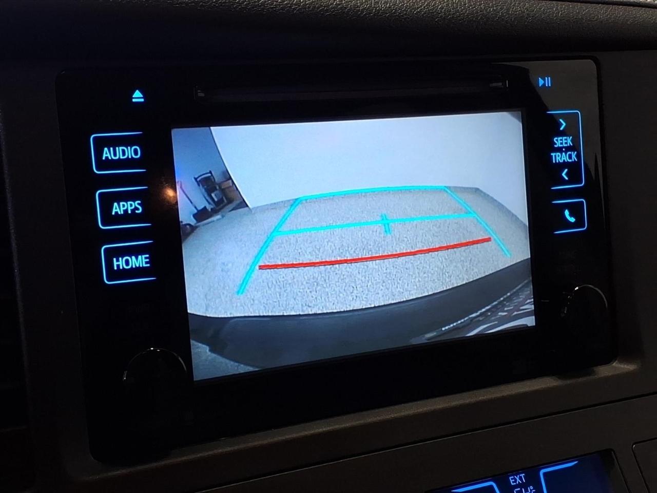Toyota Sienna XLE 8-Passenger 2015