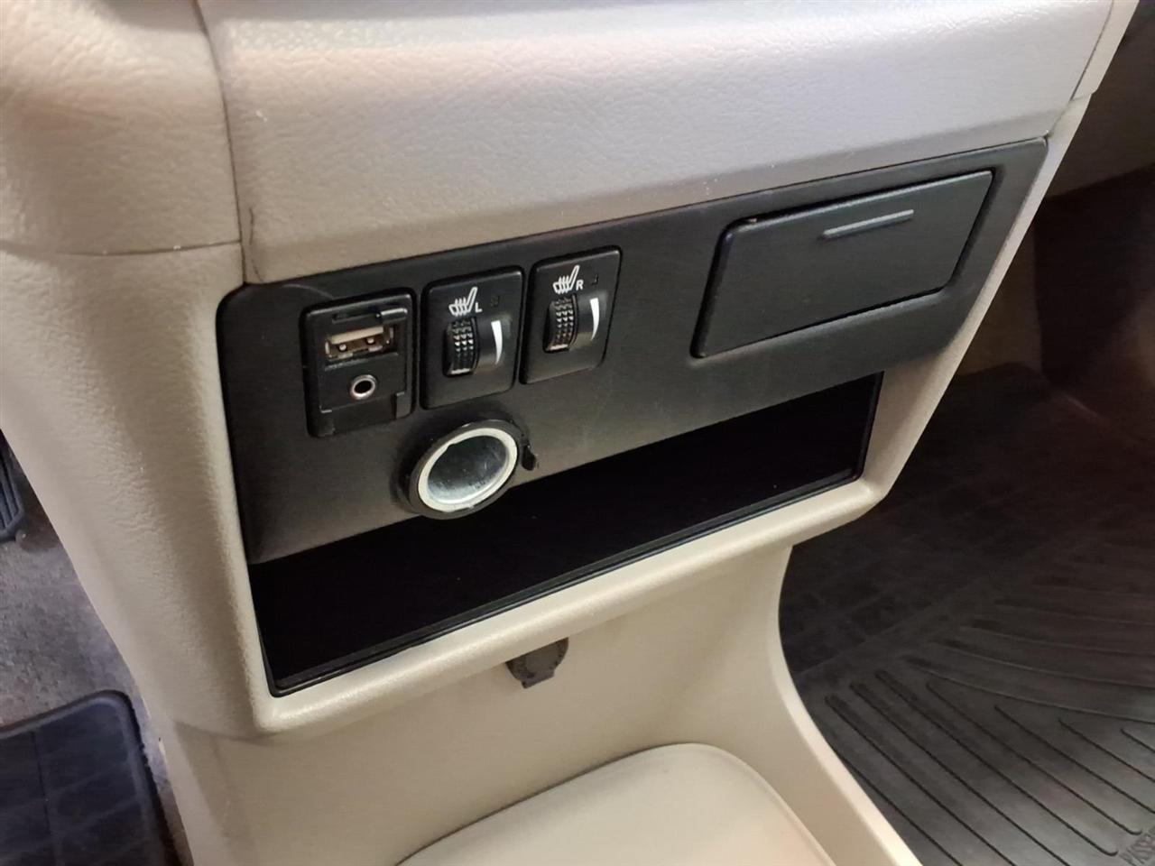 Toyota Sienna XLE 8-Passenger 2015