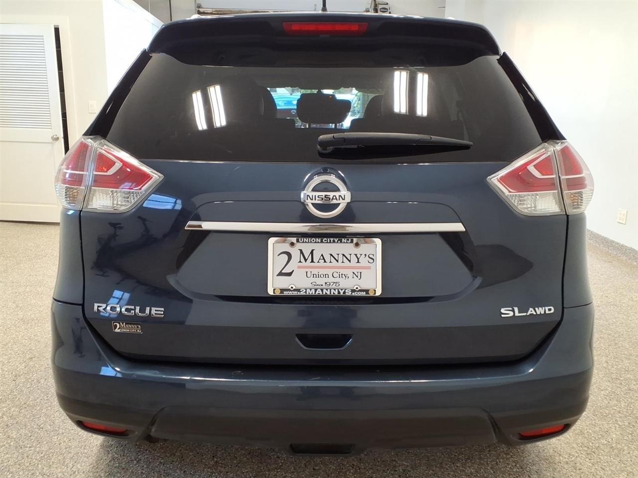 Nissan Rogue photo 5