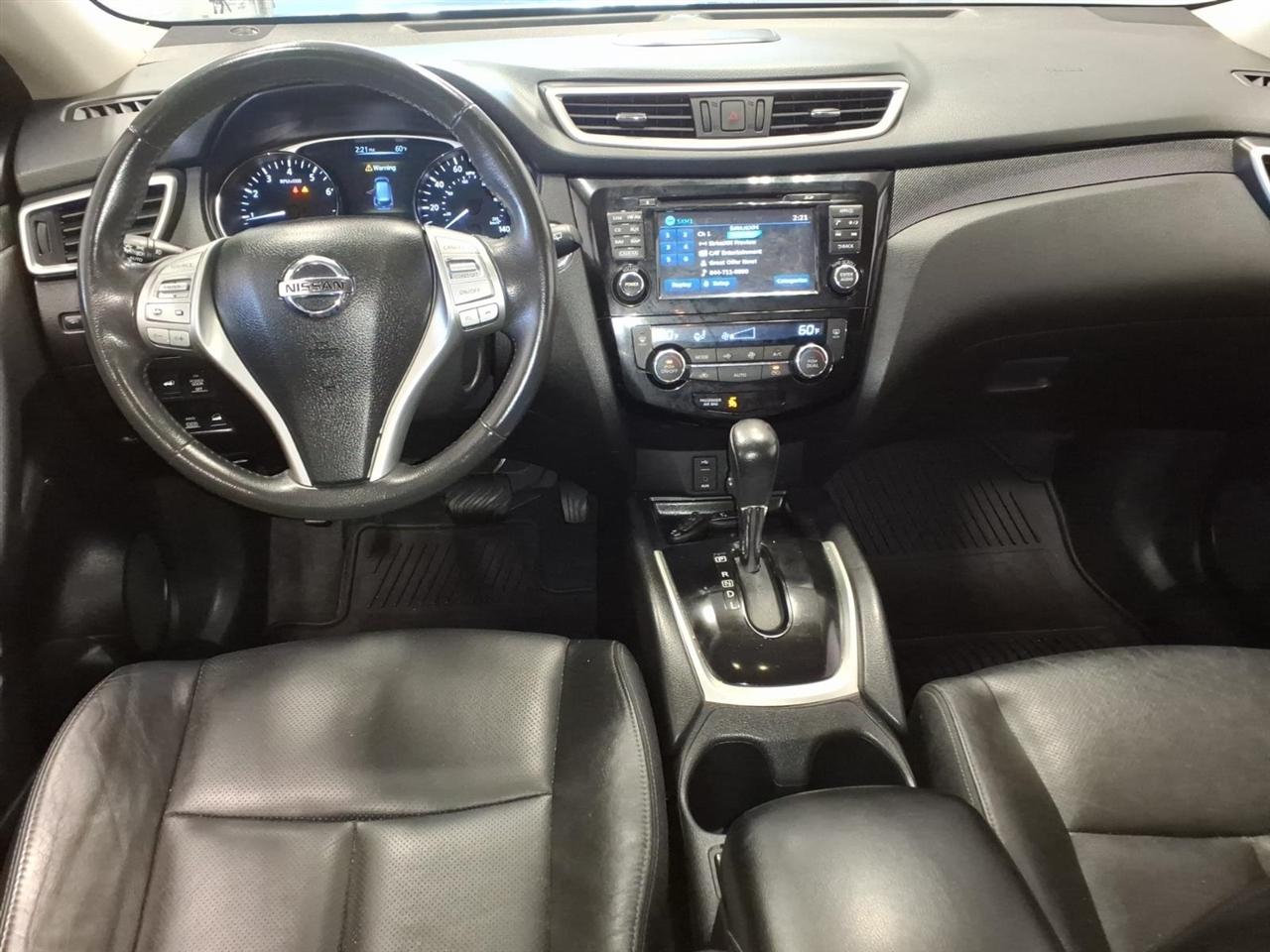 Nissan Rogue photo 9