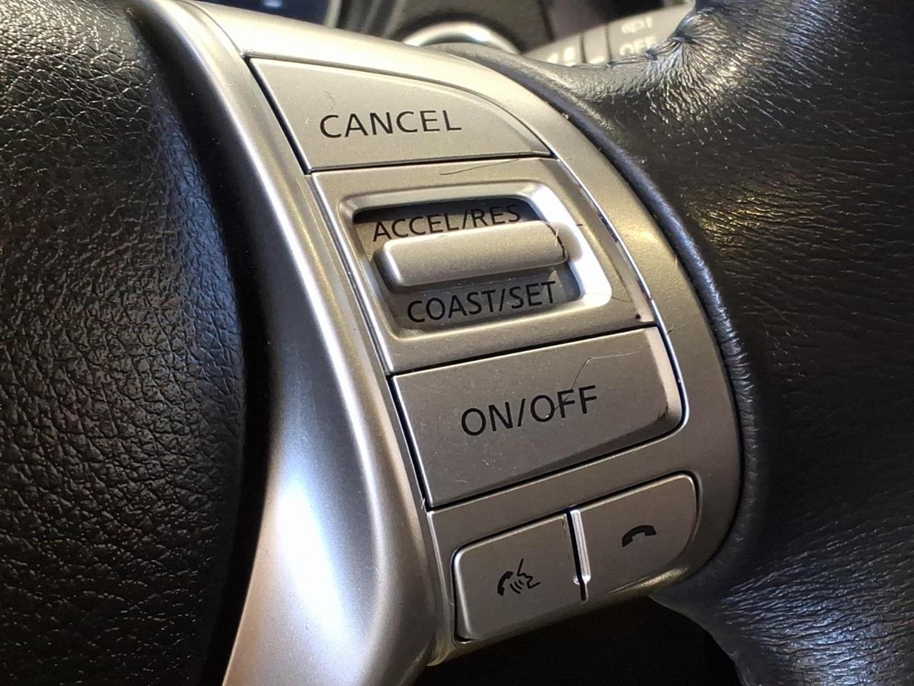 Nissan Rogue photo 12