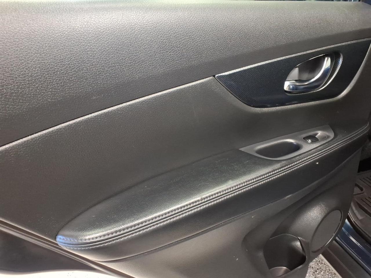 Nissan Rogue photo 20