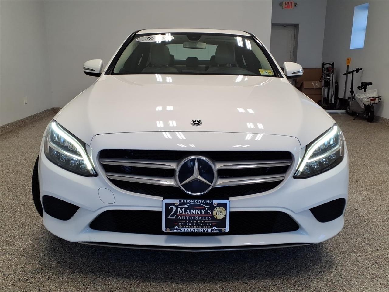 Mercedes-Benz C-Class photo 2