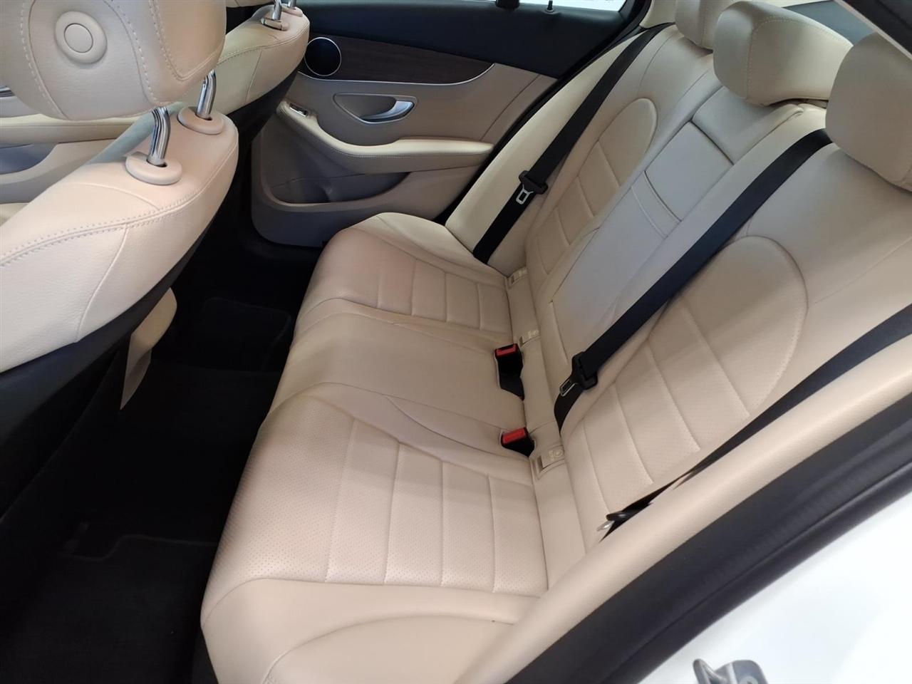 Mercedes-Benz C-Class photo 20