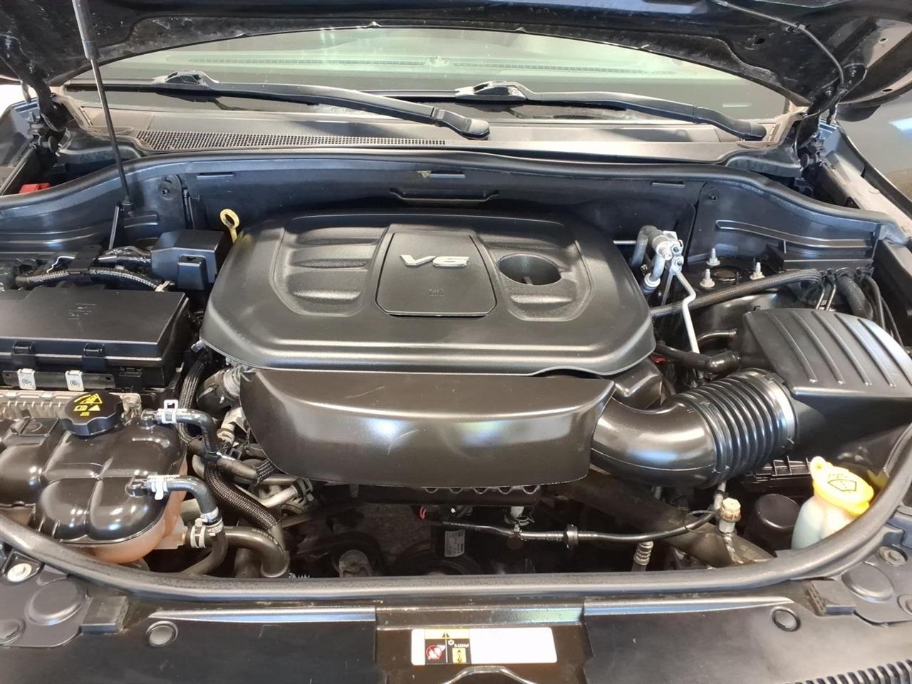 Jeep Grand Cherokee photo 24