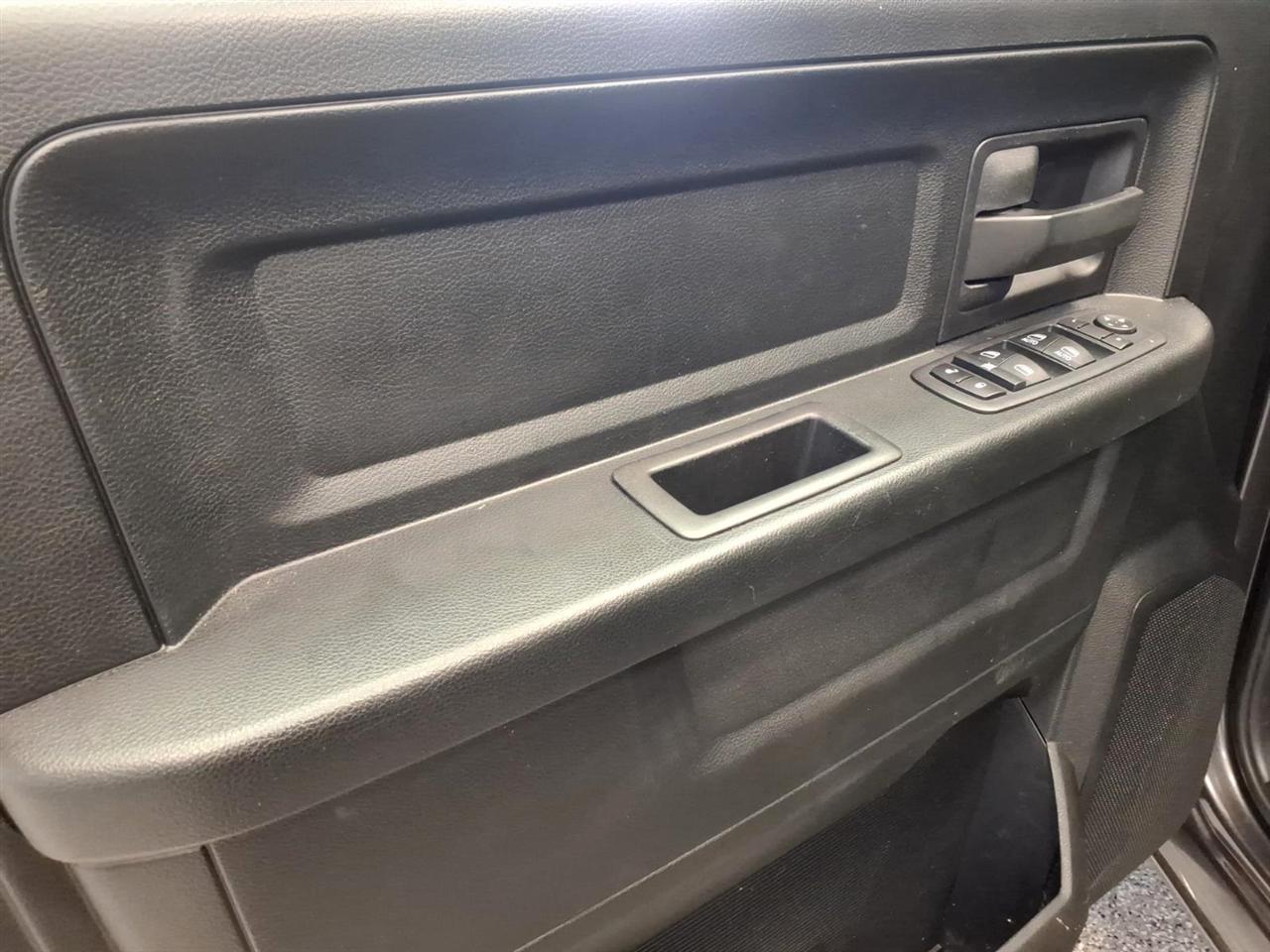 Ram 1500 photo 8