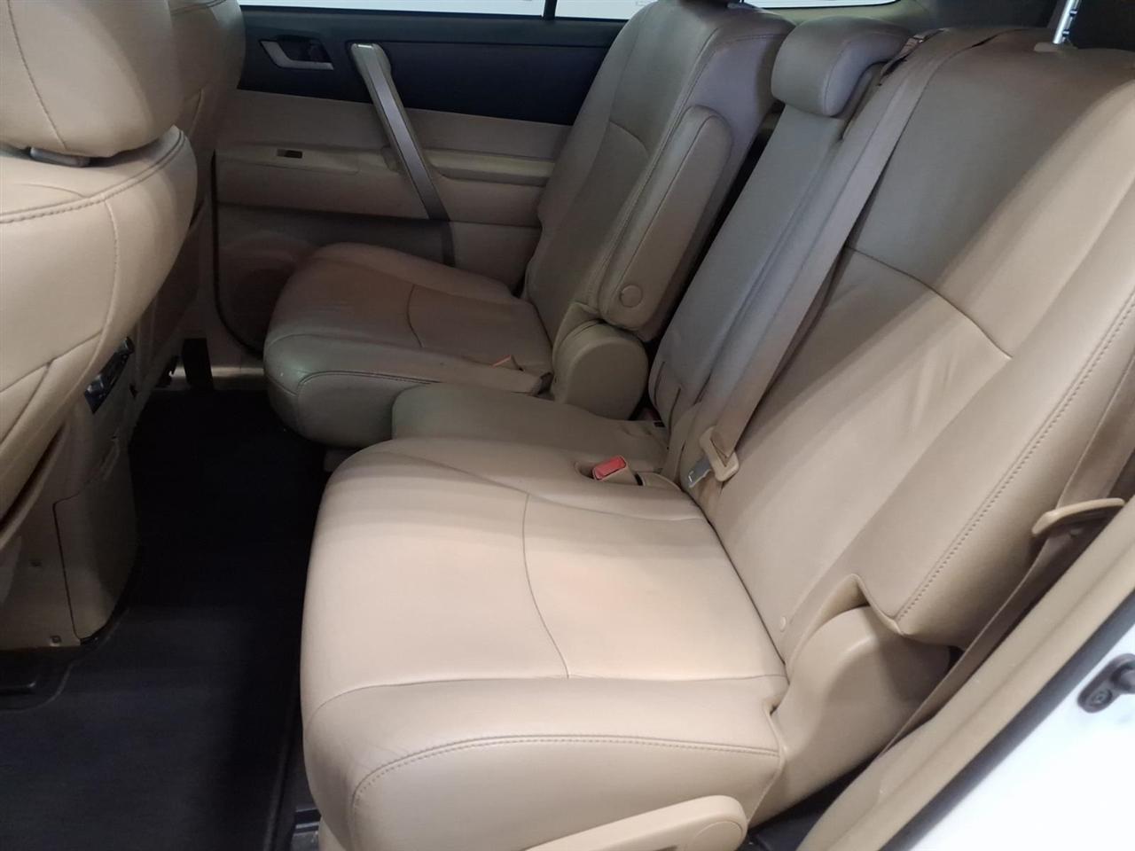 Toyota Highlander photo 21
