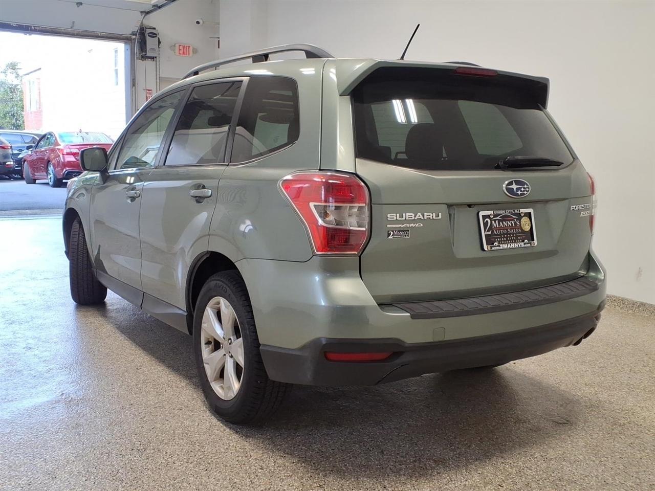 Subaru Forester photo 6