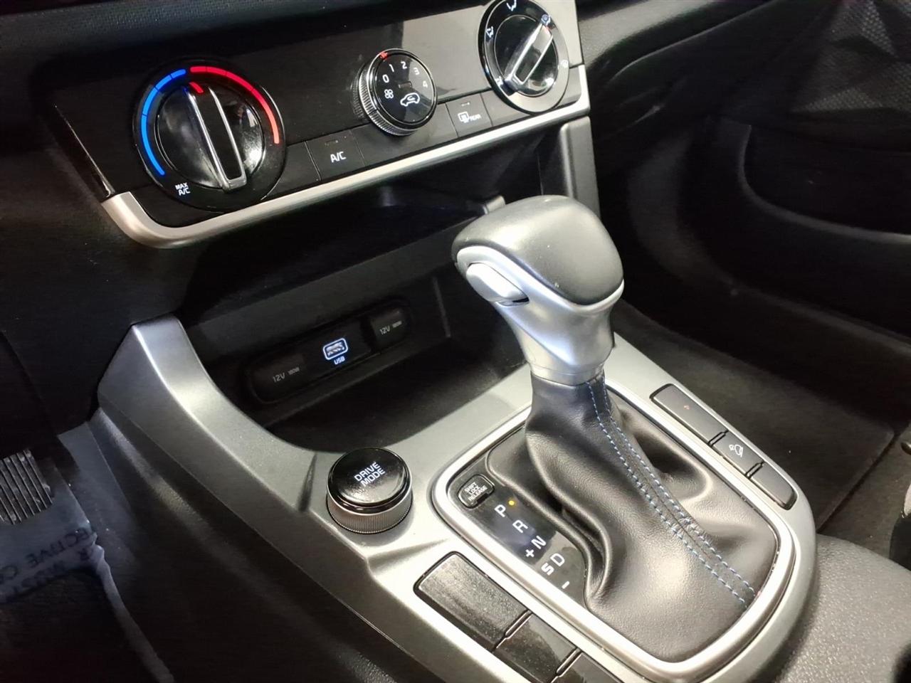 Kia Seltos S 2021