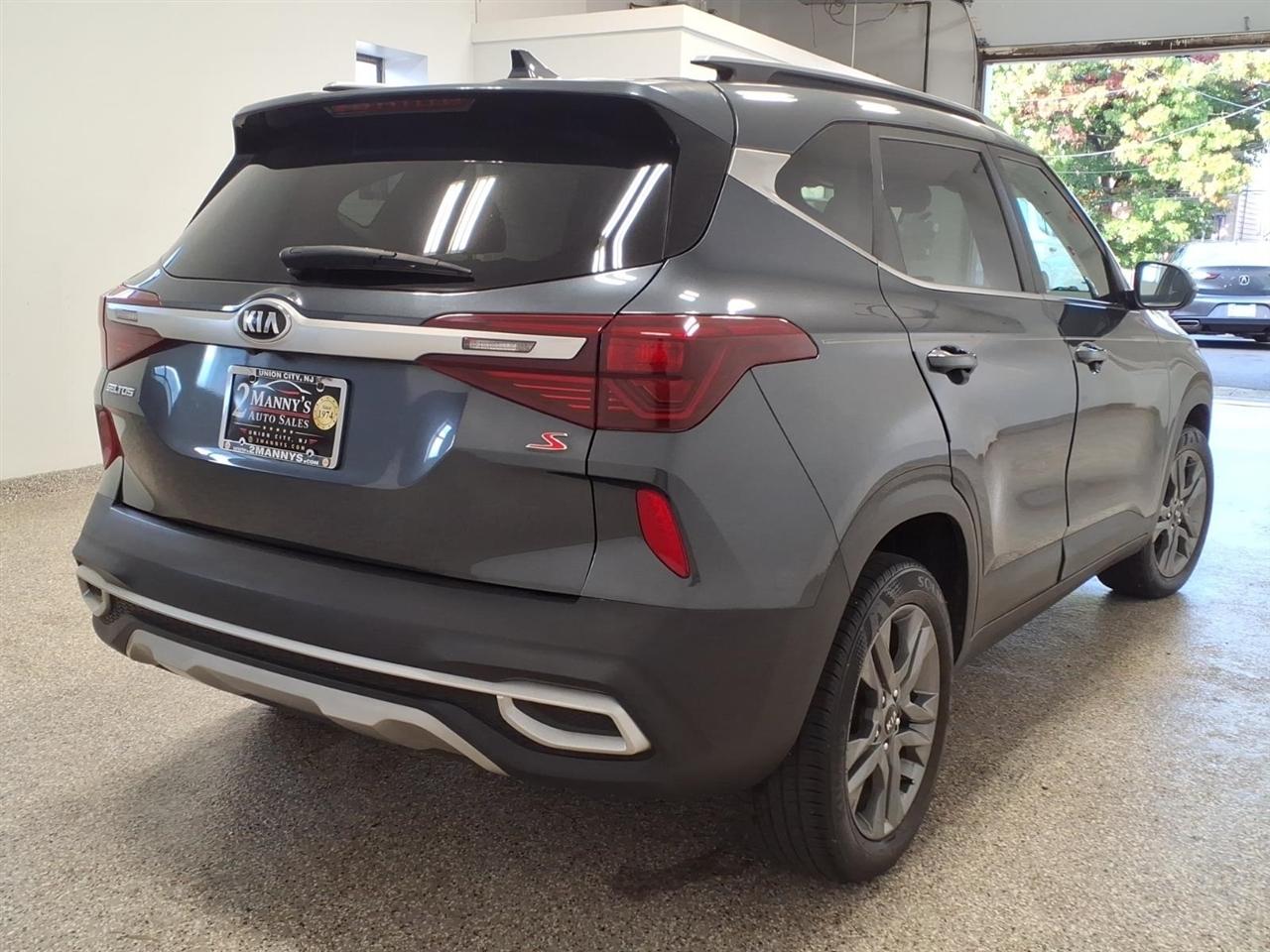 Kia Seltos S 2021