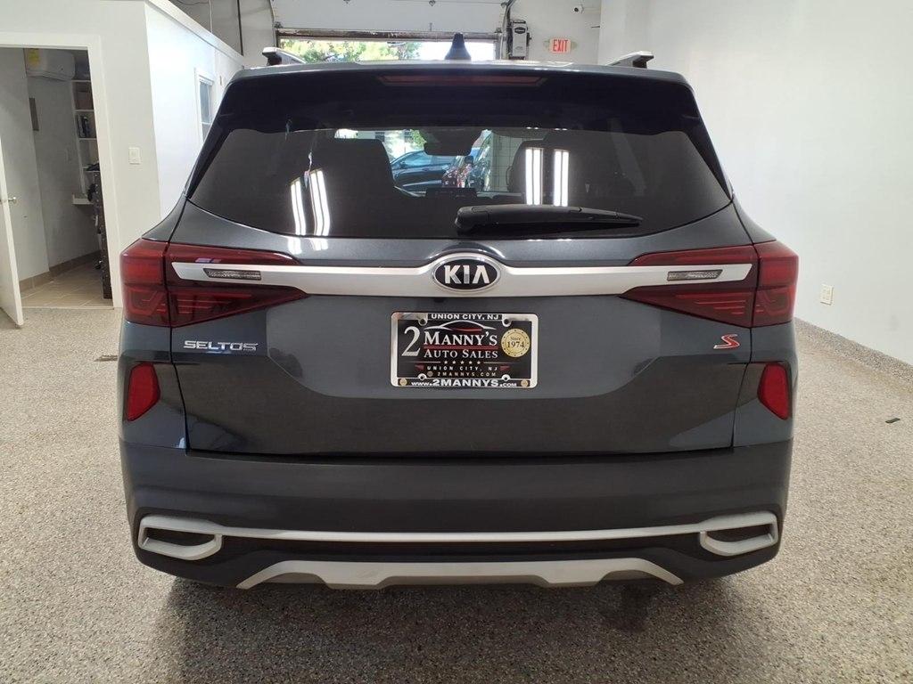 Kia Seltos S 2021