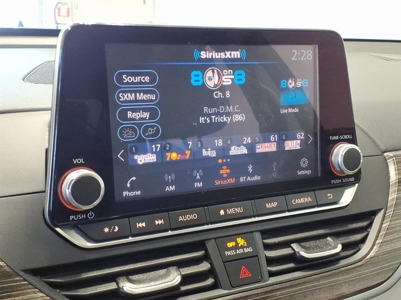 Nissan Altima photo 15