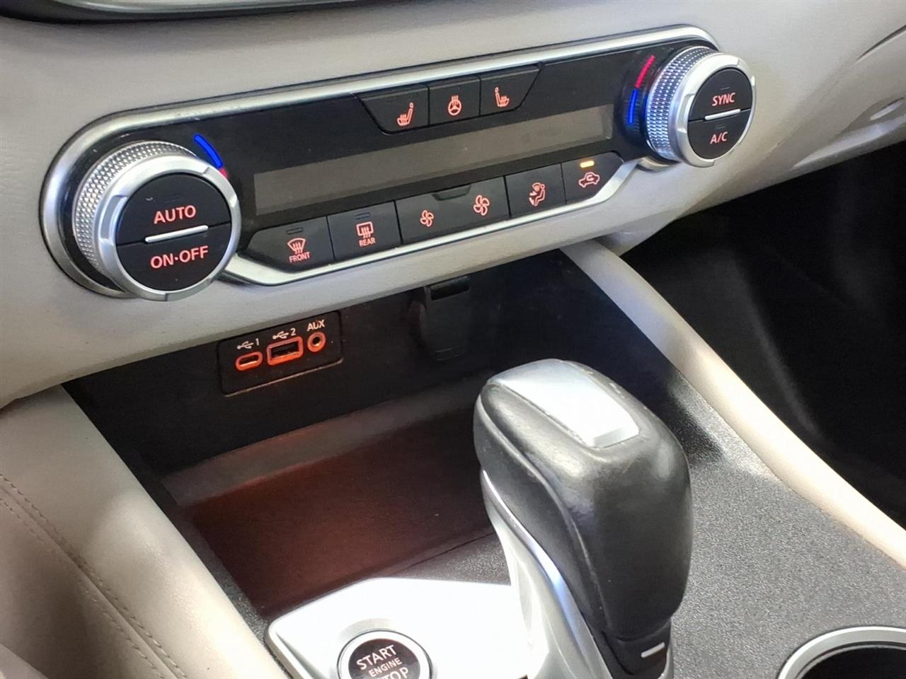 Nissan Altima photo 16