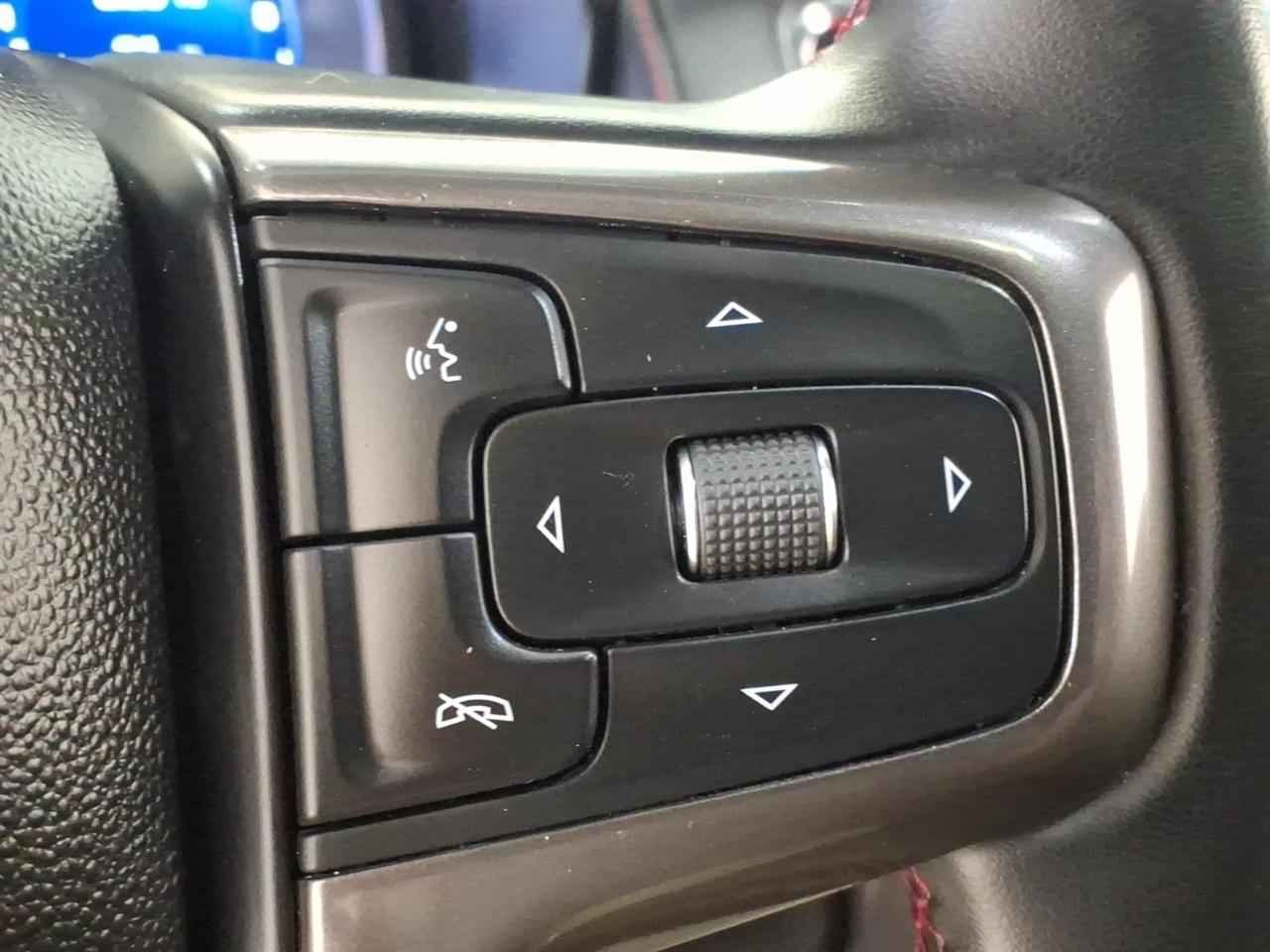 Chevrolet Tahoe photo 13