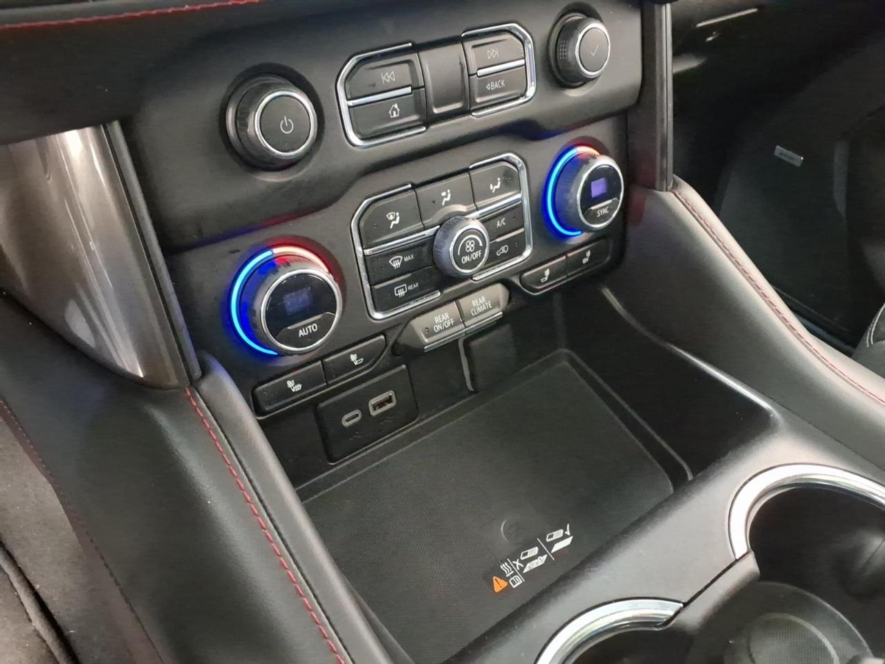 Chevrolet Tahoe photo 17