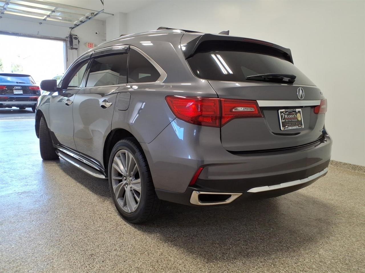 Acura MDX photo 6