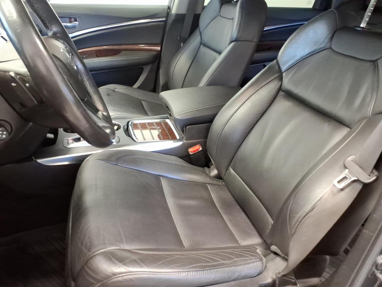 Acura MDX photo 19