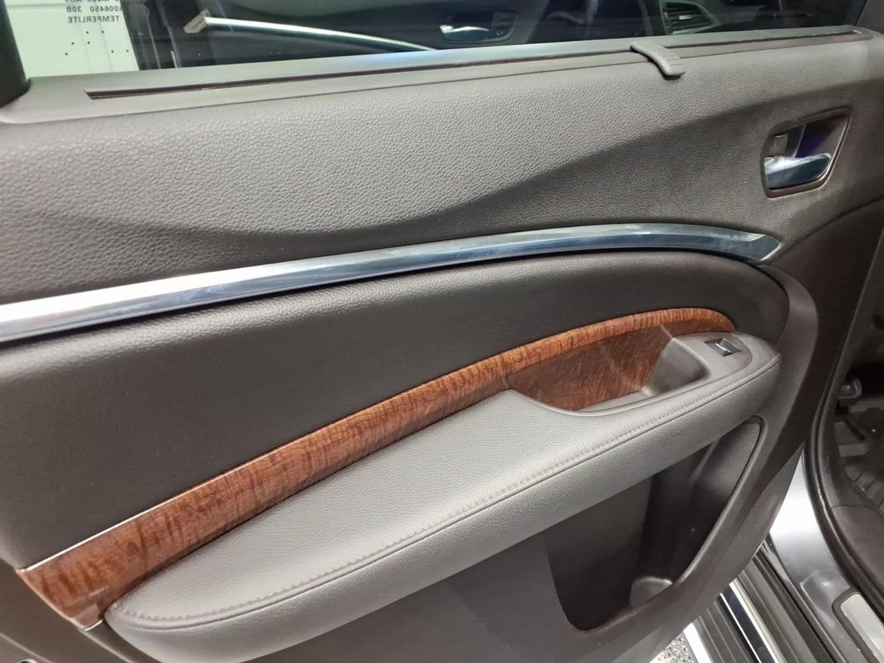 Acura MDX photo 21