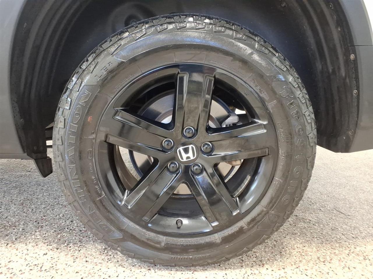 Honda Ridgeline photo 7