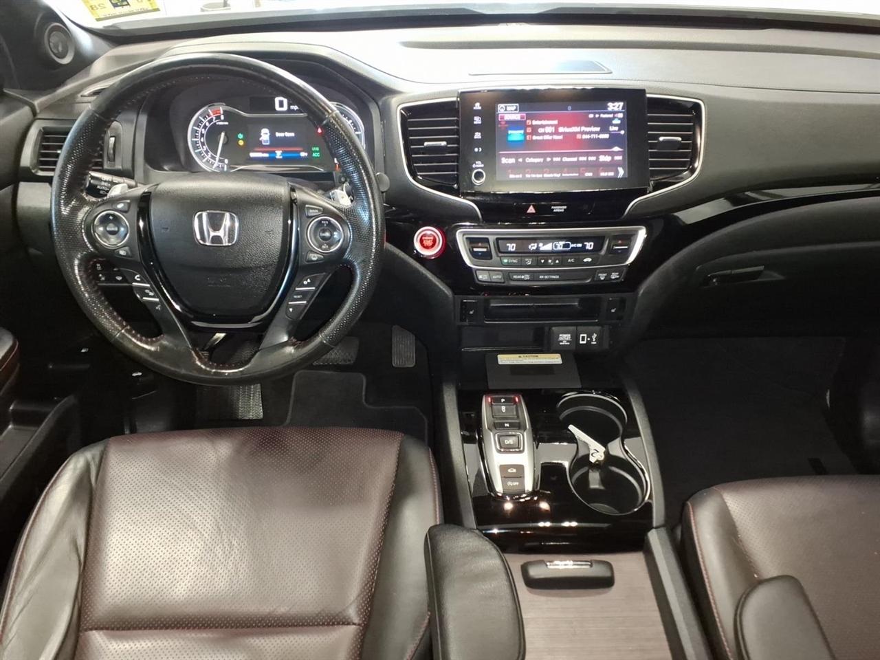 Honda Ridgeline photo 9