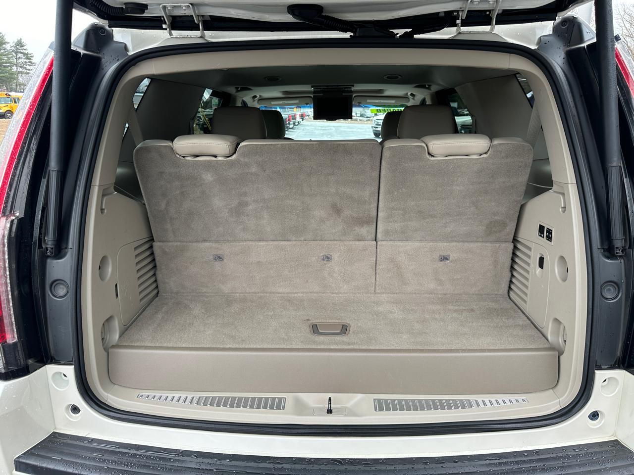 Cadillac Escalade Premium 4WD 2015