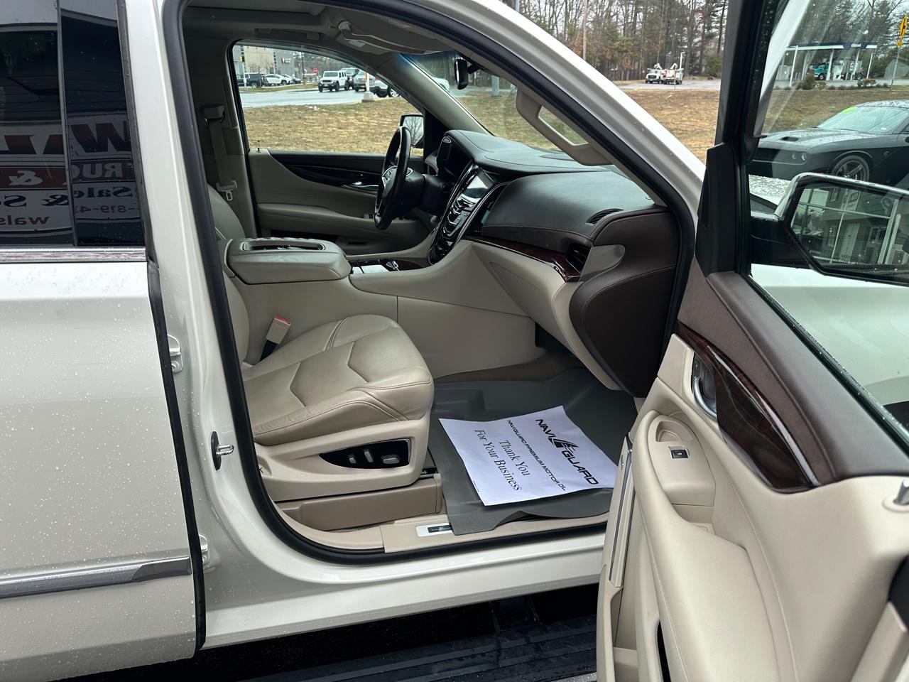 Cadillac Escalade Premium 4WD 2015