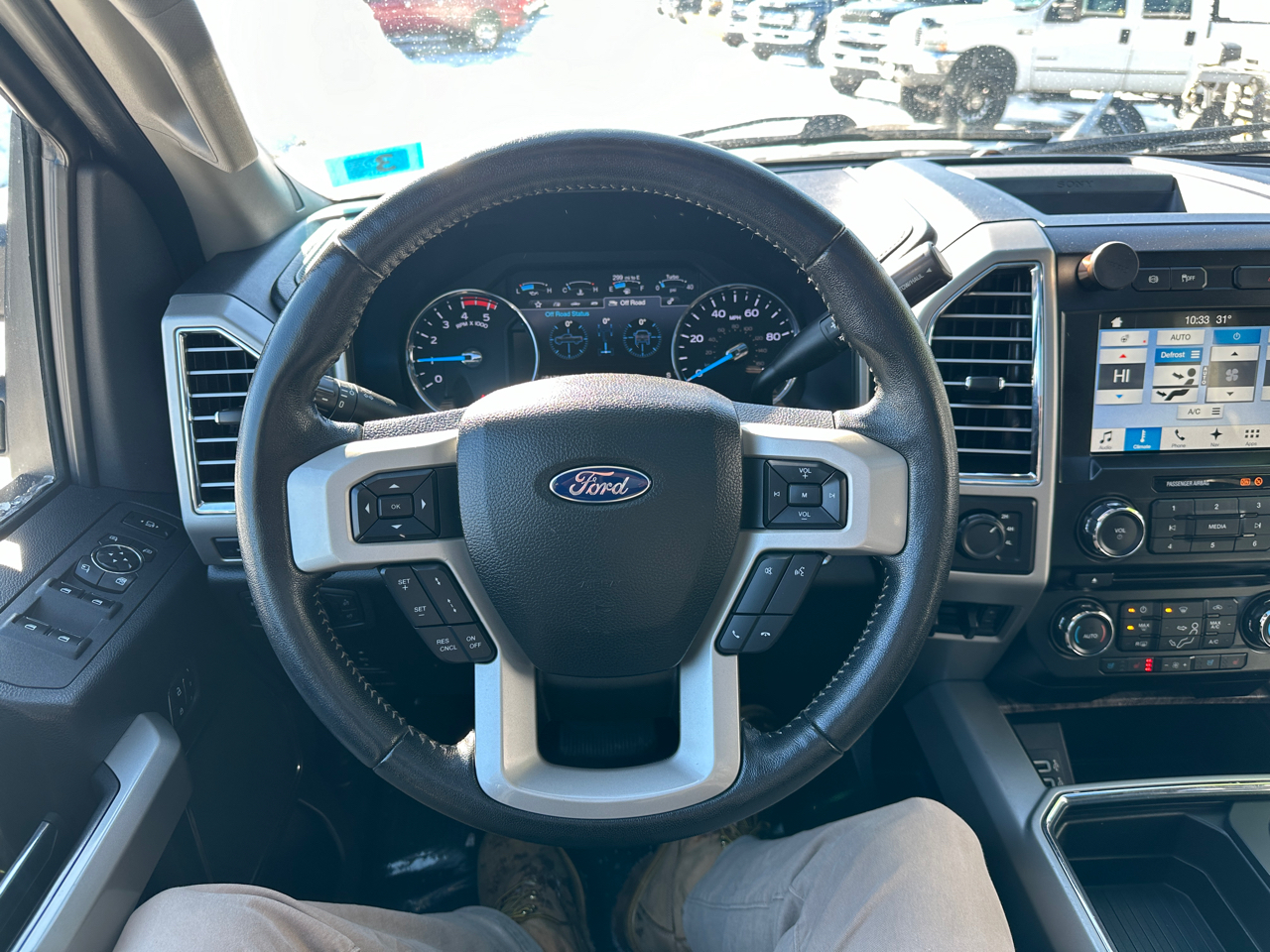 Ford F-350 SD Lariat Crew Cab Long Bed 4WD 2017