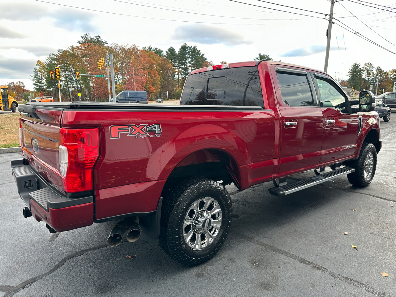 Ford F-350 SD Lariat Crew Cab Short Bed 4WD 2019 Ford F-350 SD Lariat Crew Cab Short Bed 4WD 2019