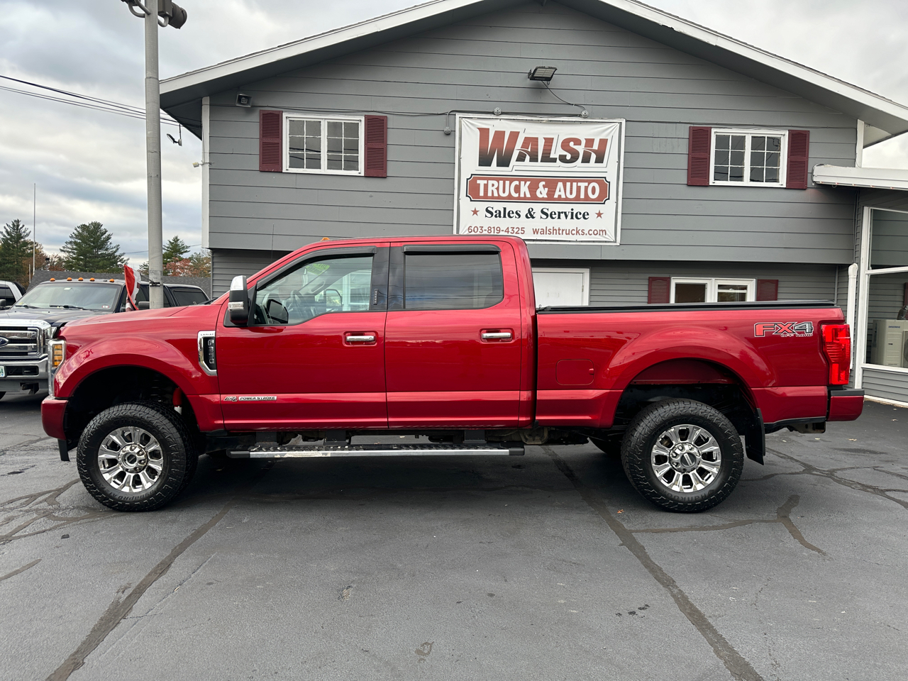 Ford F-350 SD Lariat Crew Cab Short Bed 4WD 2019 Ford F-350 SD Lariat Crew Cab Short Bed 4WD 2019