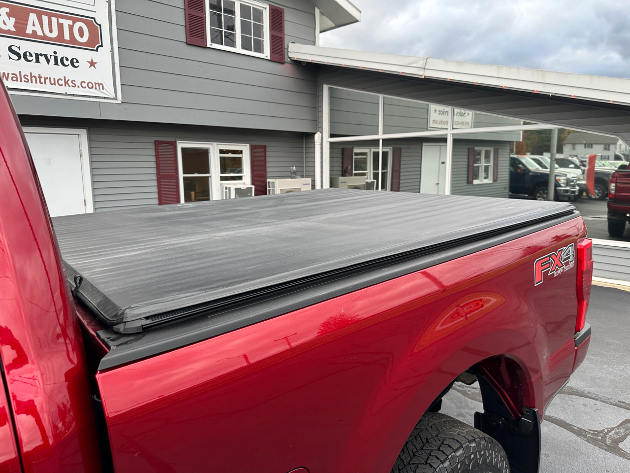 Ford F-350 SD Lariat Crew Cab Short Bed 4WD 2019 Ford F-350 SD Lariat Crew Cab Short Bed 4WD 2019