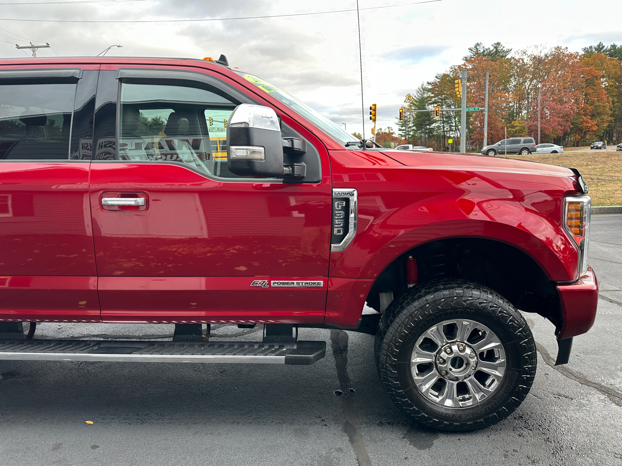 Ford F-350 SD Lariat Crew Cab Short Bed 4WD 2019 Ford F-350 SD Lariat Crew Cab Short Bed 4WD 2019