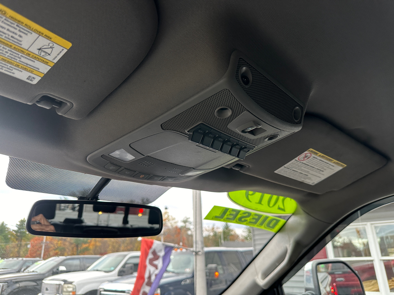 Ford F-350 SD Lariat Crew Cab Short Bed 4WD 2019 Ford F-350 SD Lariat Crew Cab Short Bed 4WD 2019