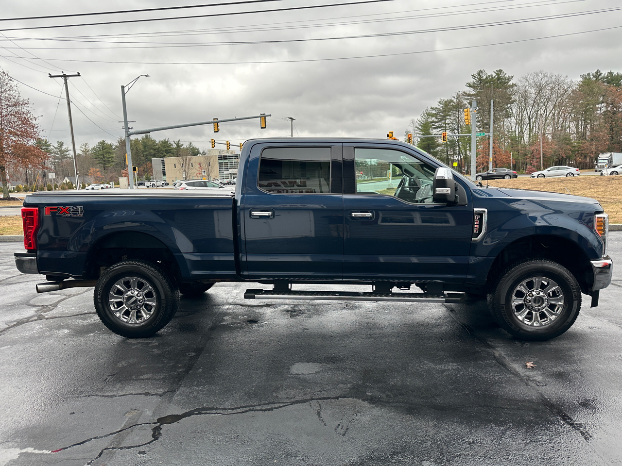 2019 Ford F-250 XLT photo 4