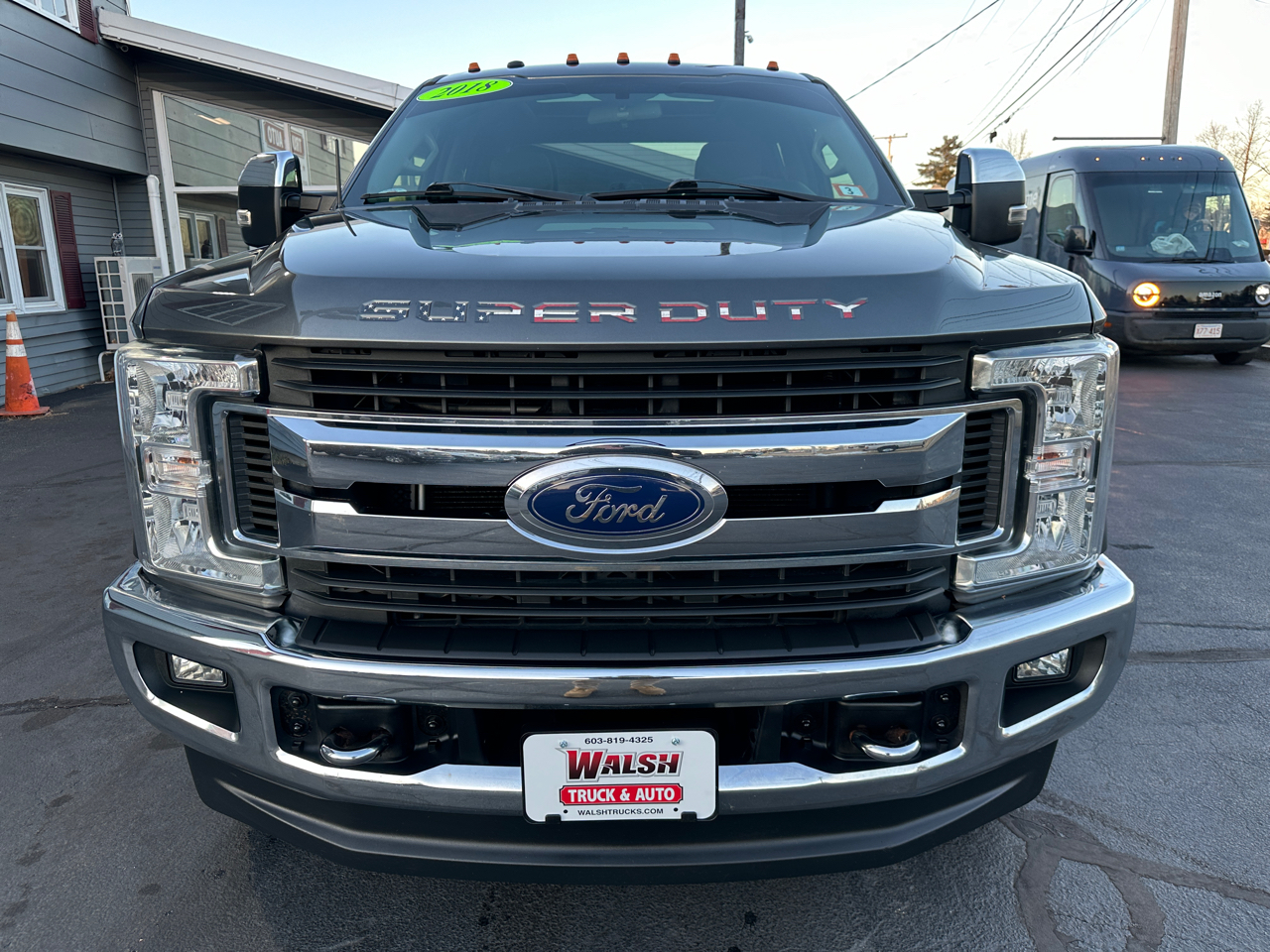 Ford F-350 SD XLT Crew Cab Short Bed 4WD 2018