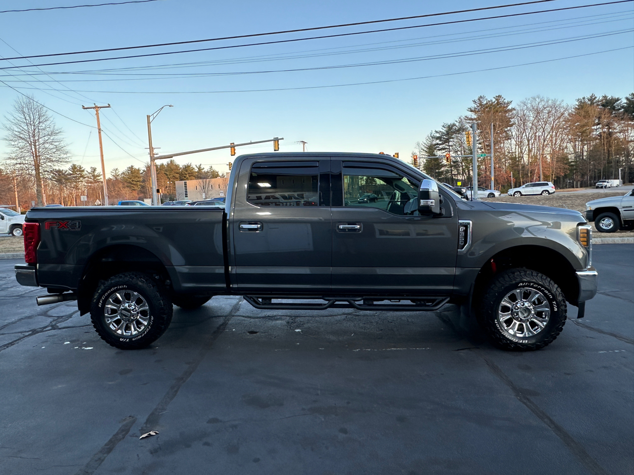 Ford F-350 SD XLT Crew Cab Short Bed 4WD 2018