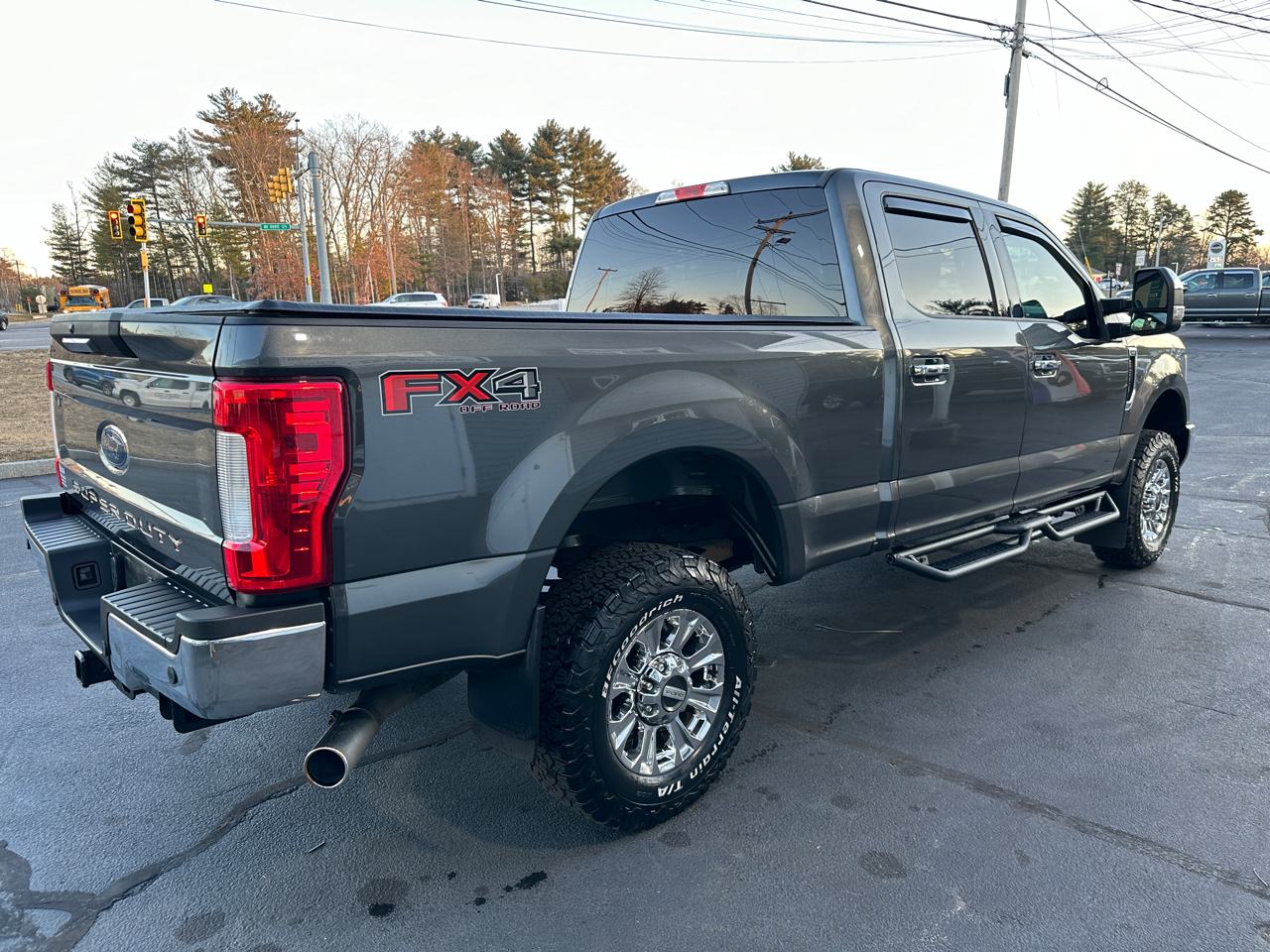 Ford F-350 SD XLT Crew Cab Short Bed 4WD 2018