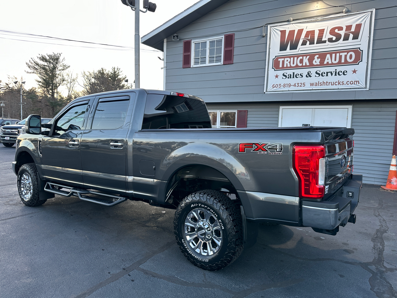 Ford F-350 SD XLT Crew Cab Short Bed 4WD 2018