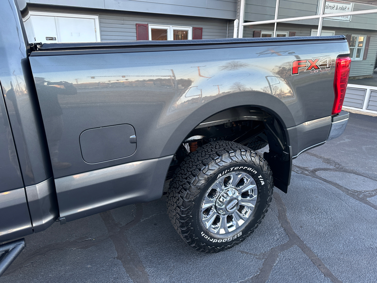 Ford F-350 SD XLT Crew Cab Short Bed 4WD 2018