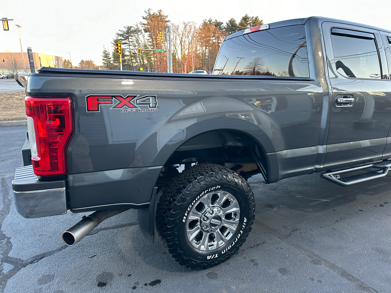 Ford F-350 SD XLT Crew Cab Short Bed 4WD 2018