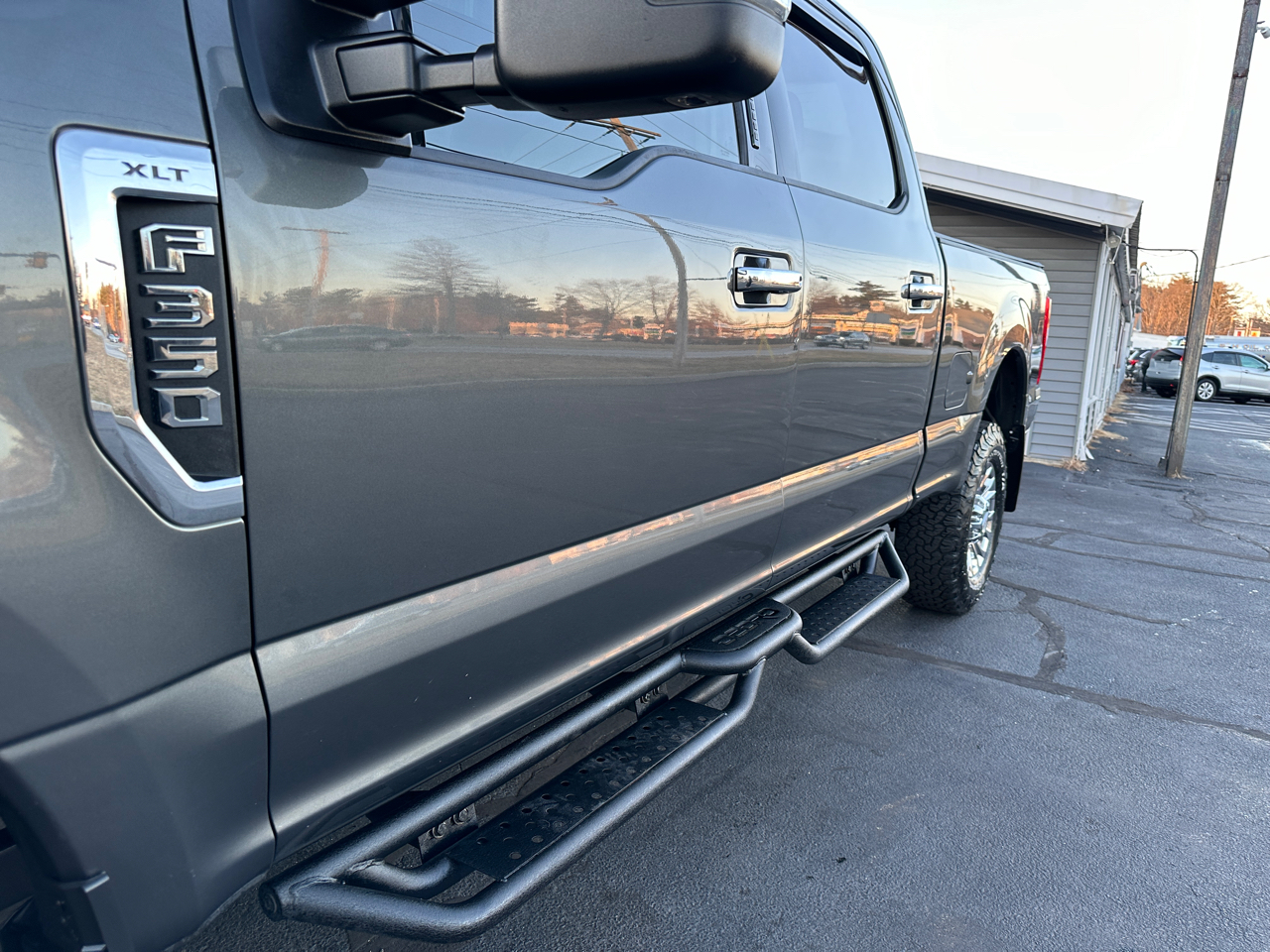 Ford F-350 SD XLT Crew Cab Short Bed 4WD 2018