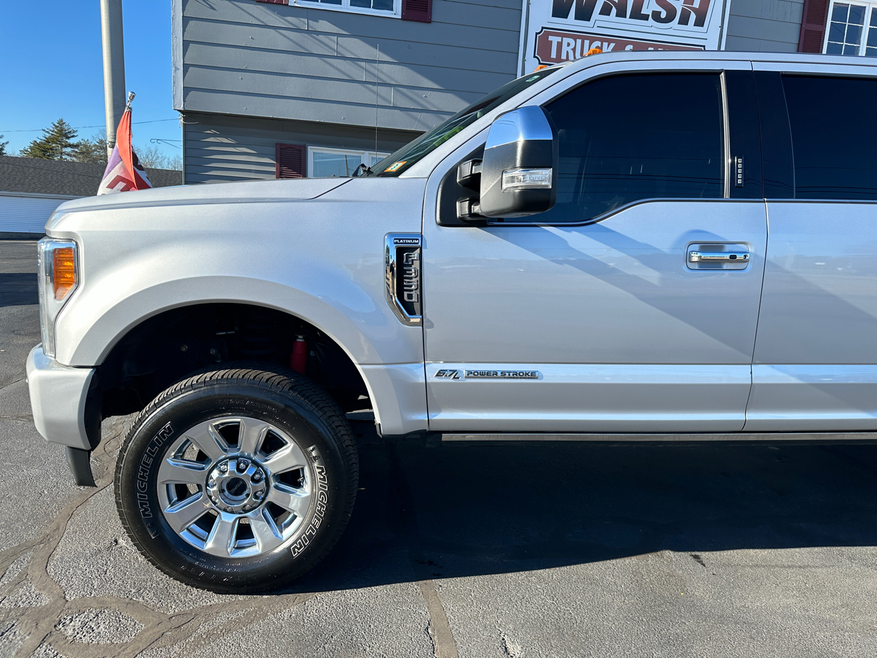 Ford F-350 SD Platinum Crew Cab 4WD 2017